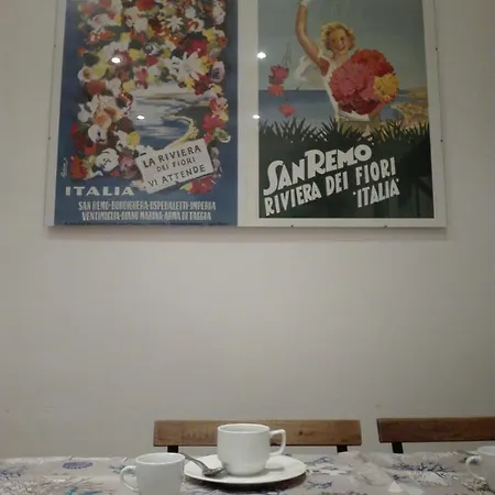 Casa Ligure Con Aria Condizionata, 6 Posti Letto * Санремо
